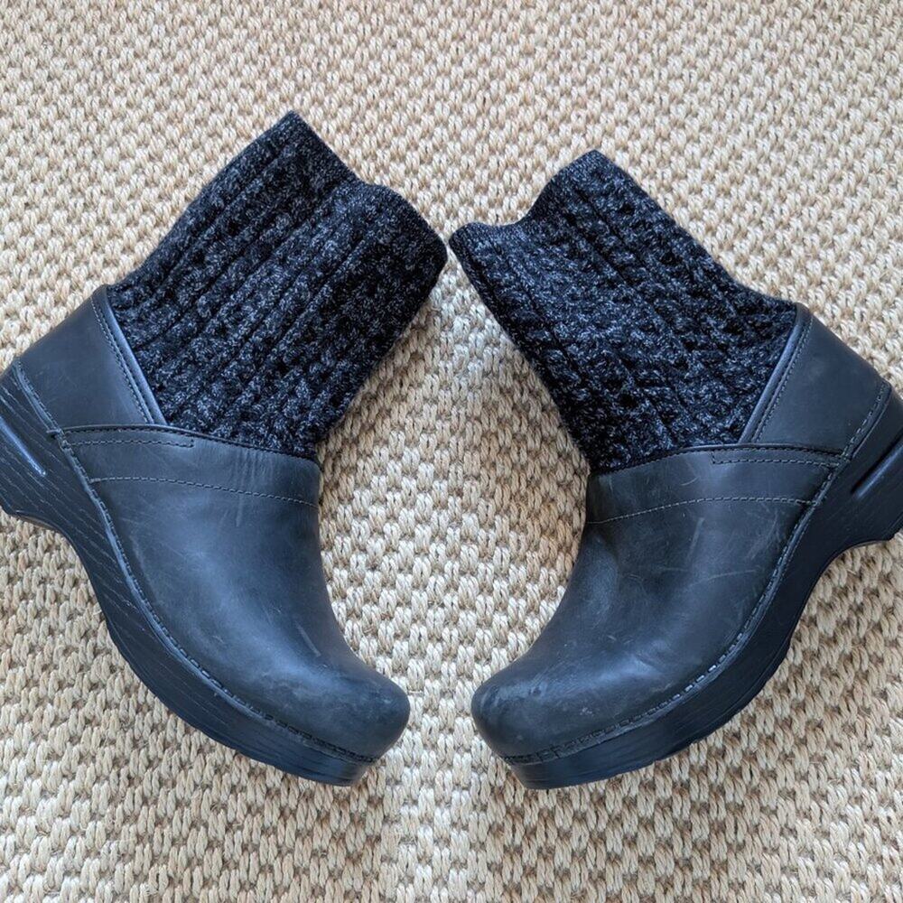 DANSKO Cozy Chloe Clog Knit Boots Shoes Black Leather sz 39/US 8.5-9 never worn